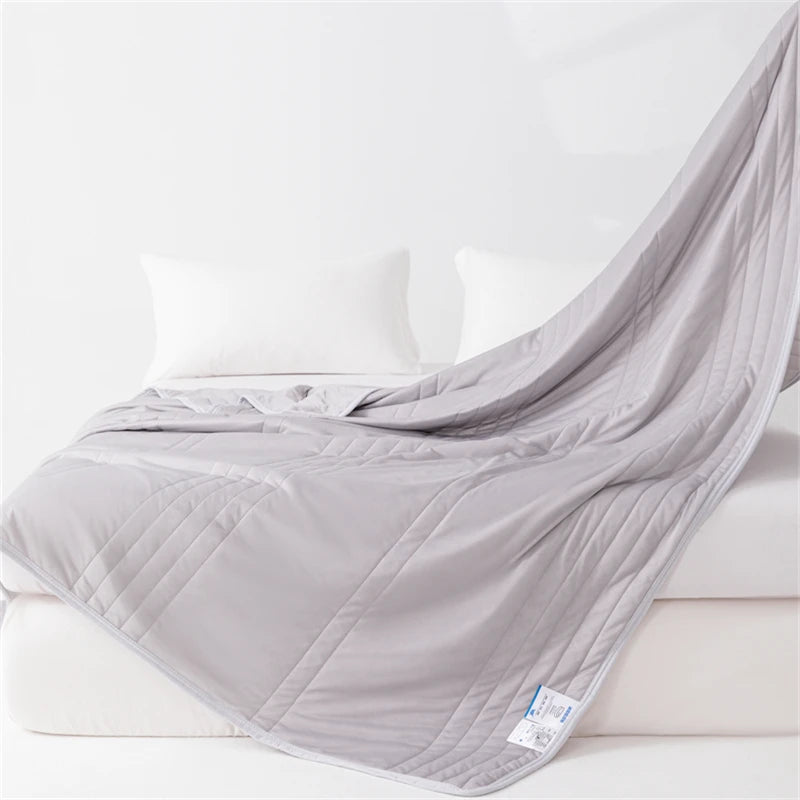 Cooling Sensation Summer Quilt Solid Polyester Blanket