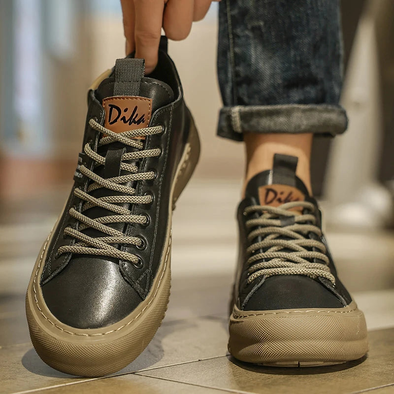 Men's Casual Sports Shoes, Leather Upper, Lace-Up Design