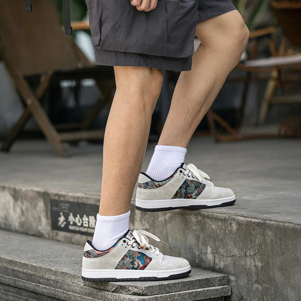 Mr.A Brand Personalized Embroidered Trendy Shoes Creative Casual Sports Men's Shoes Versatile Lace-Up High-Quality Men's Casual Shoes