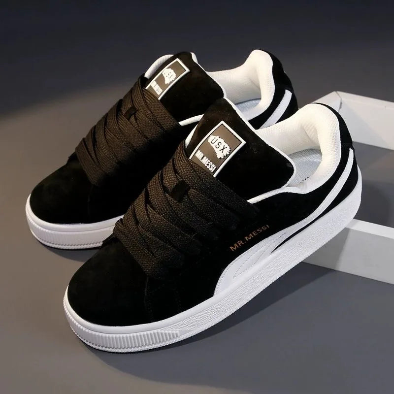 Men's Casual Lace-Up Shoes in Leather and Rubber