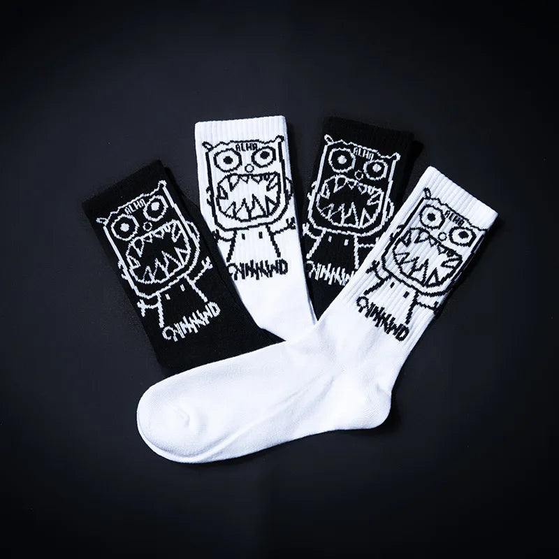 Cartoon Men Print Pattern White Black Hip Hop Breathable Mid Tube Socks Skateboard Short Socks Harajuku Mens Soks Calcetines Sox