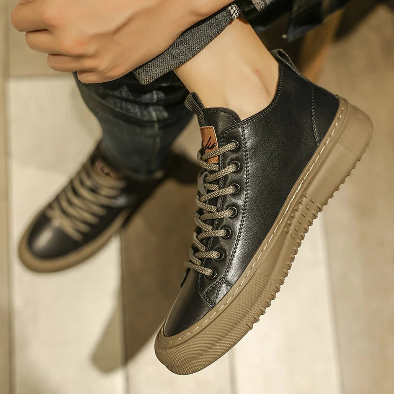 Men's Casual Sports Shoes, Leather Upper, Lace-Up Design