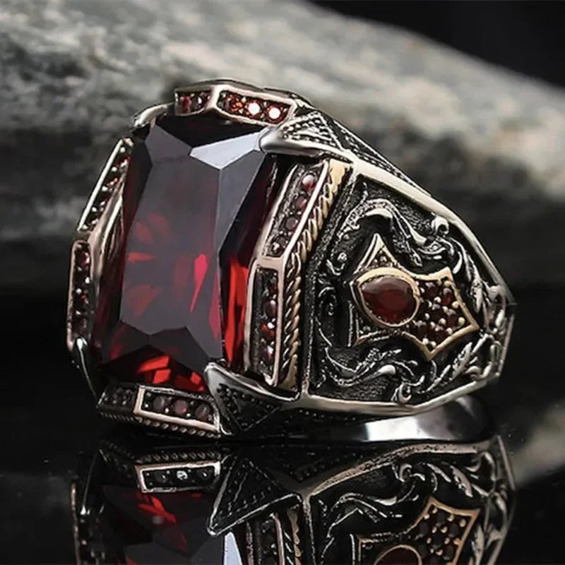 Classic Retro Rainbow / Gatrique Men Rings Silver Color Signet Steampunk Rings for Men