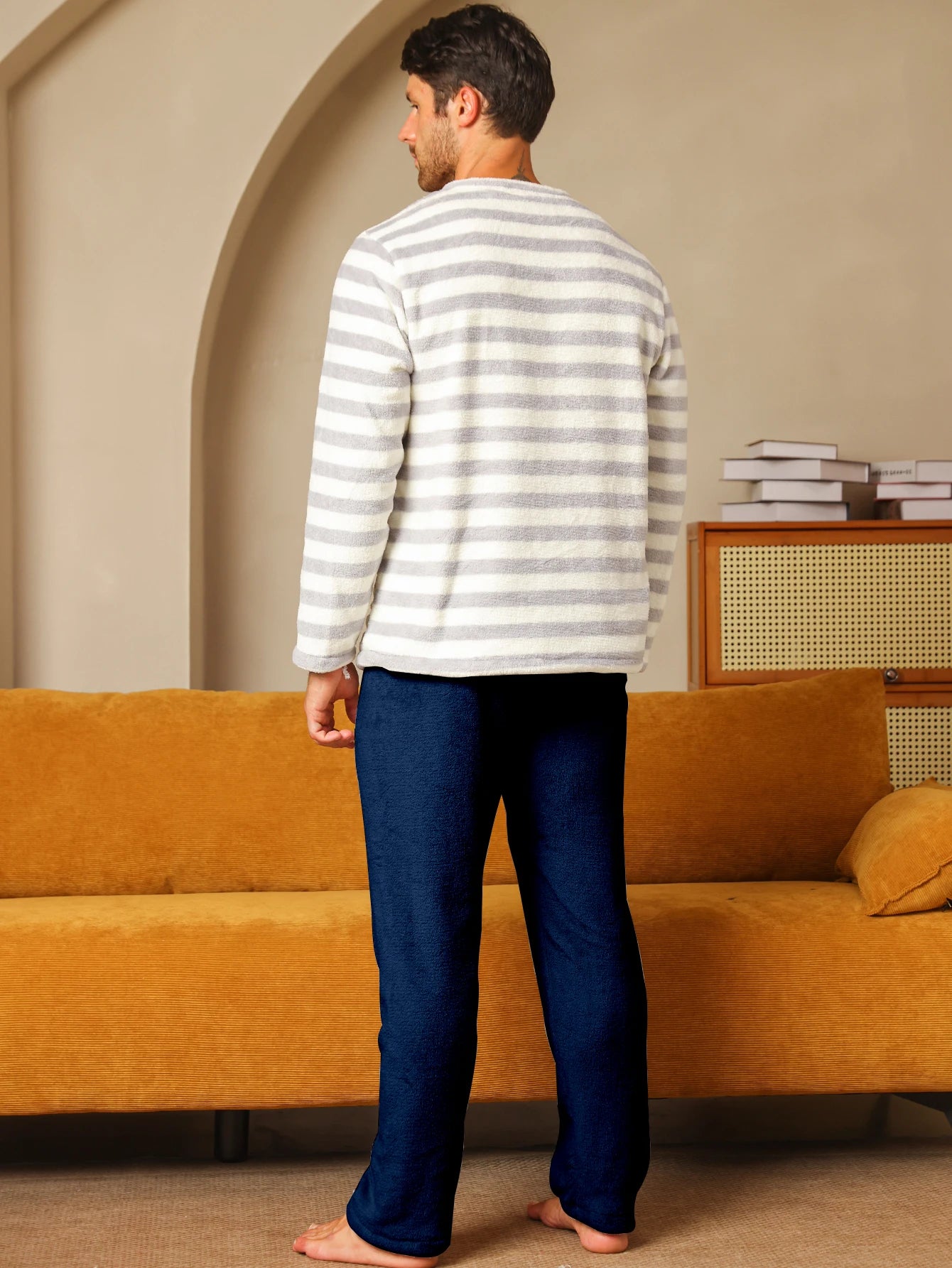 Men's Sleepwear Autumn/Winter Two Piece Set Coral Fleece Flannel Long Sleeve Long Pants Home Clothes with Thickened Velvet Set