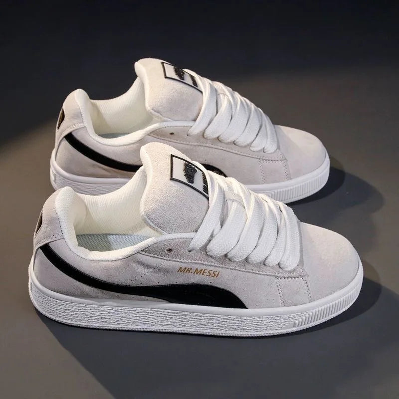 Men's Casual Lace-Up Shoes in Leather and Rubber