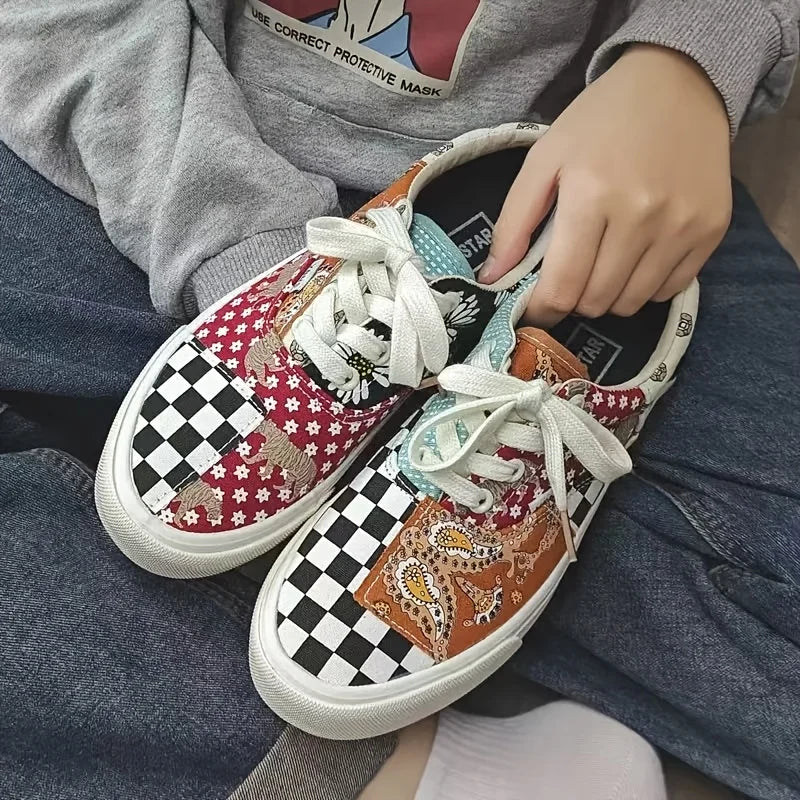 Men's Casual Lace-Up Shoes in Canvas for Spring and Autumn
