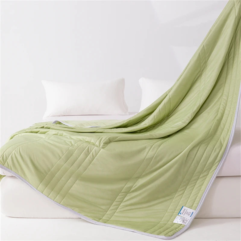 Cooling Sensation Summer Quilt Solid Polyester Blanket