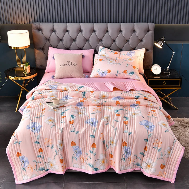 Lightweight Summer Quilt, 100% Polyester Patchwork Design