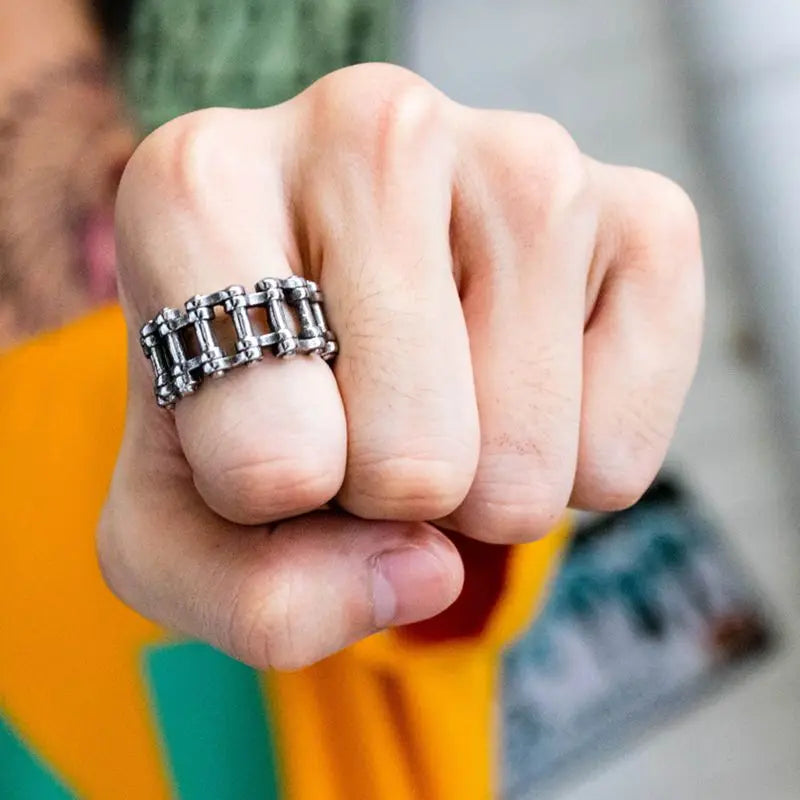 ZHIXUN Vintage Gothic Bicycle Style Chain Rings for Men Creative Chain