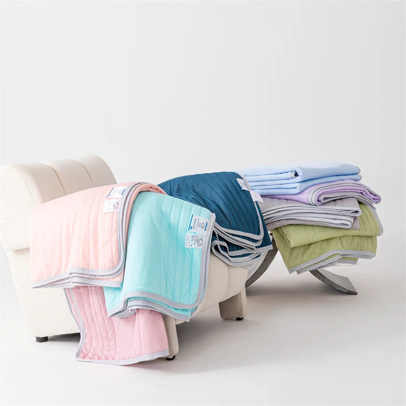 Cooling Sensation Summer Quilt Solid Polyester Blanket
