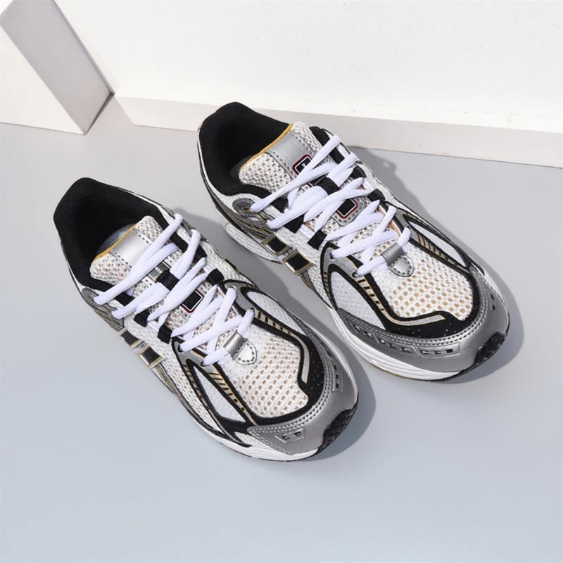 Women's Leather Lace-Up Sports Shoes for Spring and Autumn