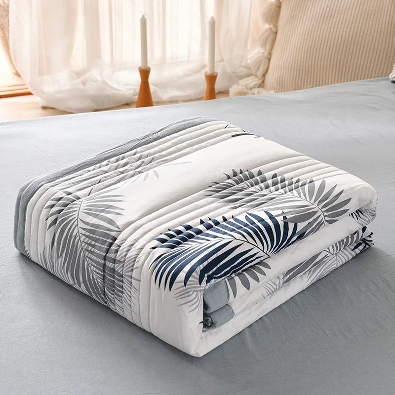 Lightweight Summer Quilt, 100% Polyester Patchwork Design