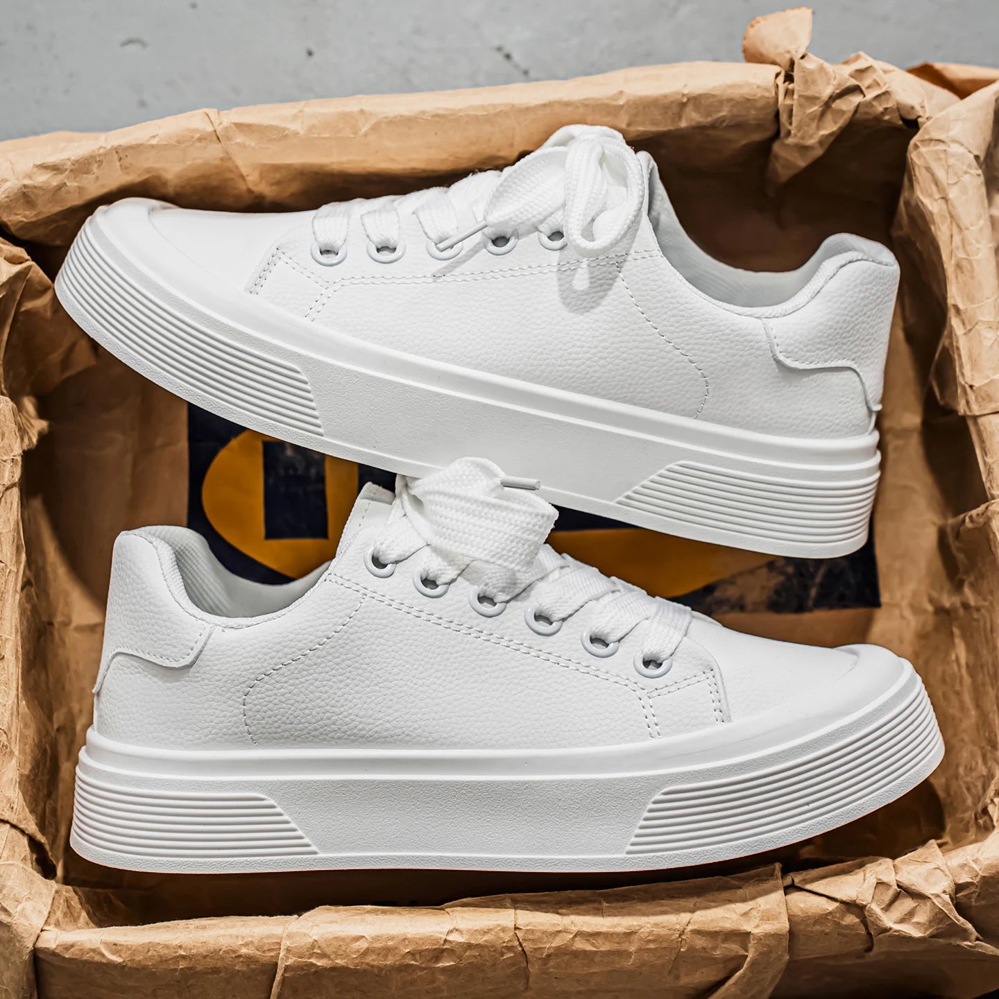Men's Casual Sports Shoes with Anti Slip Platform