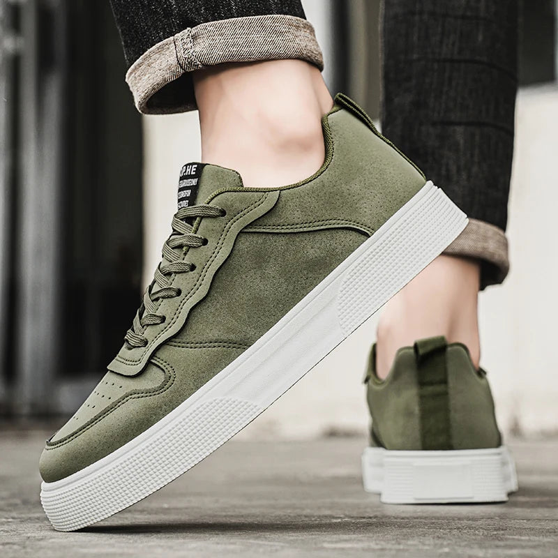 Men's Low-Top Sports Shoes in Green Black Red