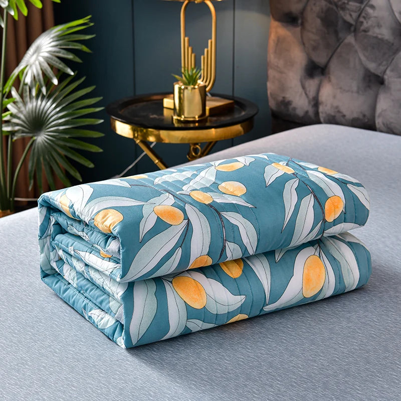 Lightweight Summer Quilt, 100% Polyester Patchwork Design