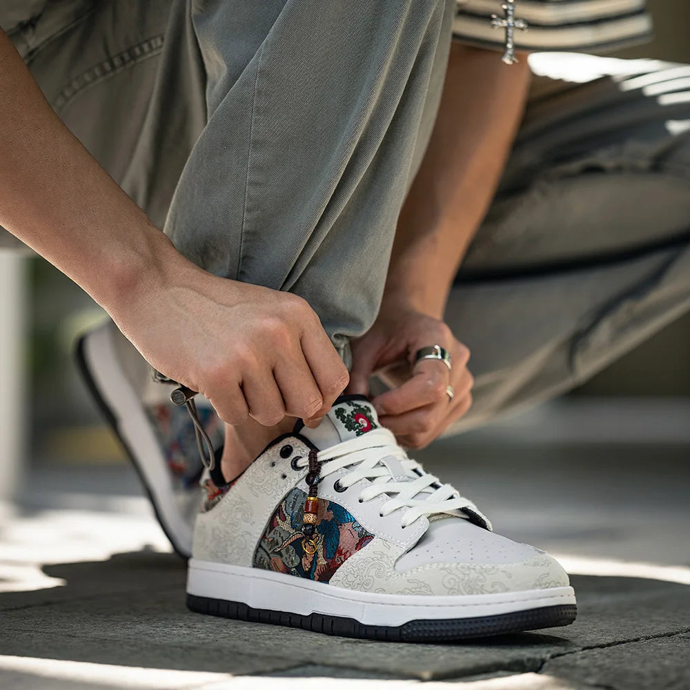 Mr.A Brand Personalized Embroidered Trendy Shoes Creative Casual Sports Men's Shoes Versatile Lace-Up High-Quality Men's Casual Shoes