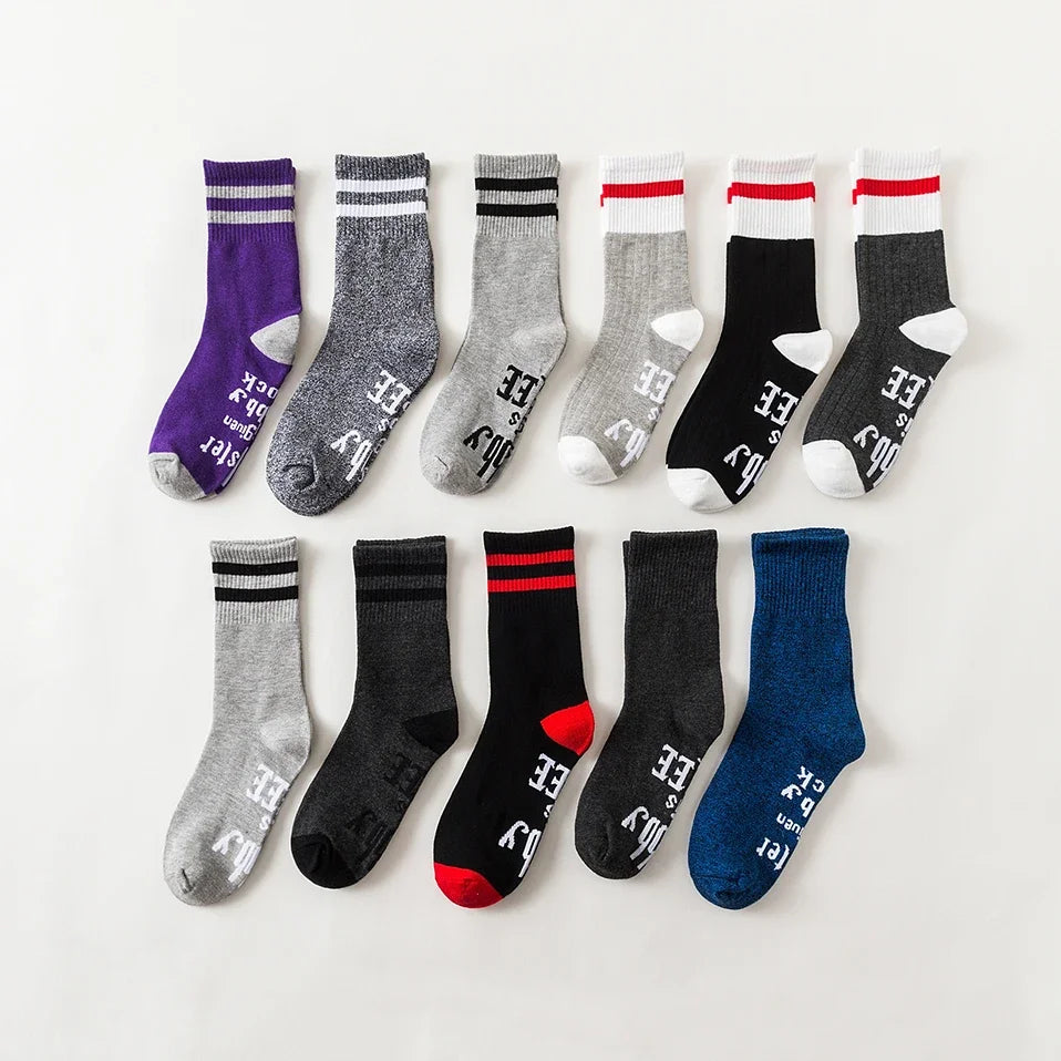 New High Quality Print Letter  is Free Funny Men Socks Striped Women Novelty Chaussettes Femme Spring Streetwear Cotton Sokken