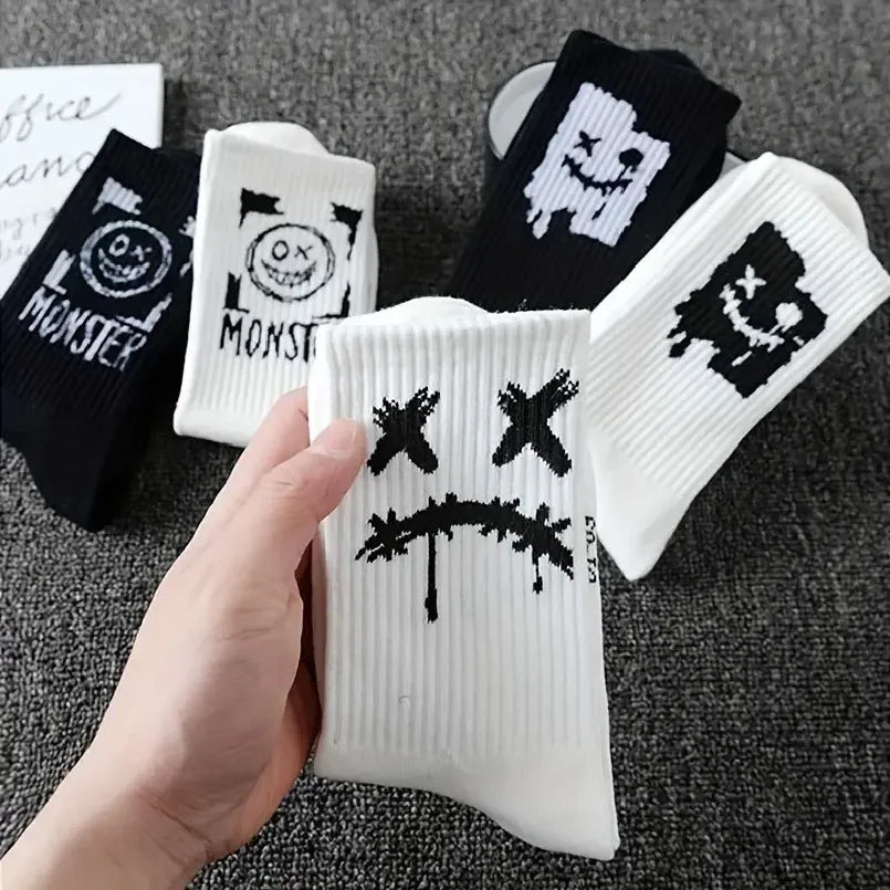 5/10 Pairs Men Women Graffiti Printed socks Street Style Soft Comfortable Sweat Absorbing Breathable Couple Sports Leisure Socks