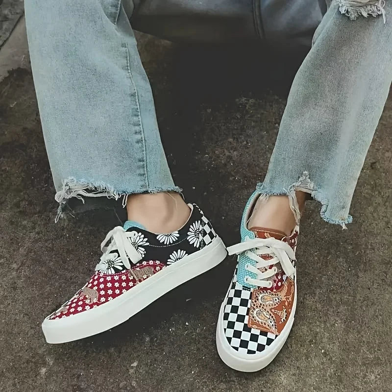 Men's Casual Lace-Up Shoes in Canvas for Spring and Autumn