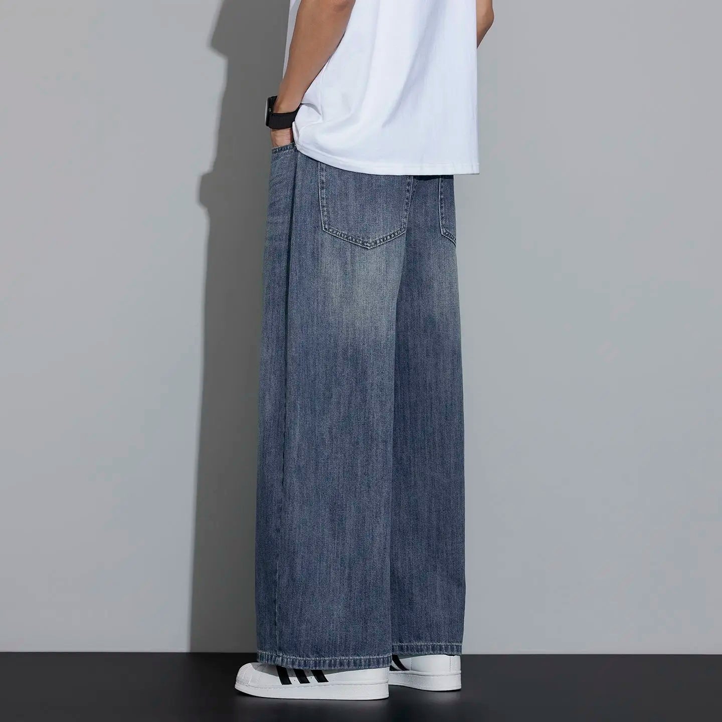 Men's Casual Loose Straight Nine-Point Jeans