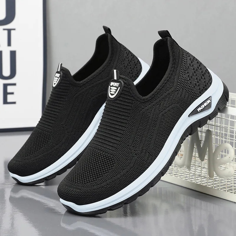 Men's Lightweight Slip-On Sneakers Size 44