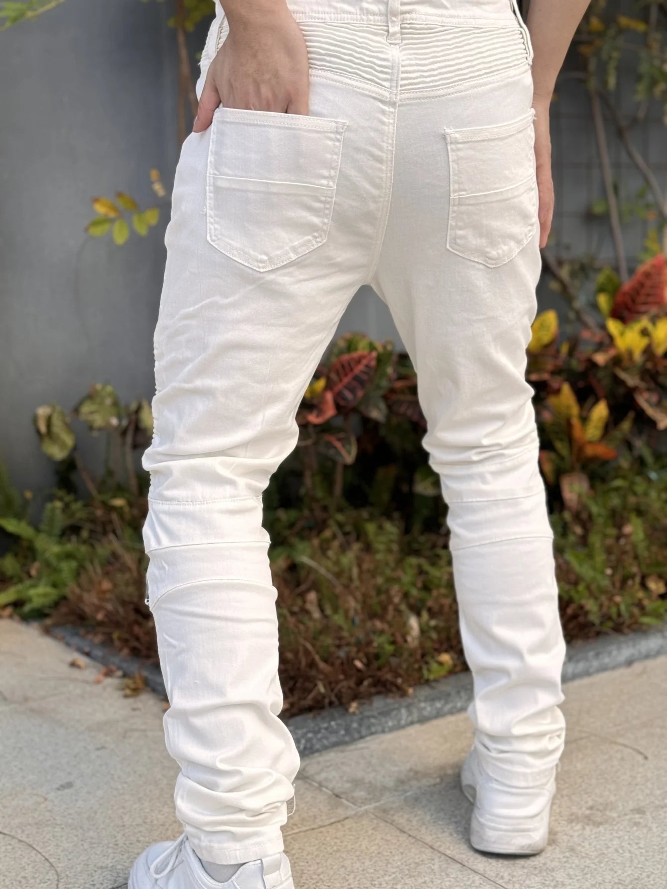 Men's Slim Fit Jeans in White Cotton Blend