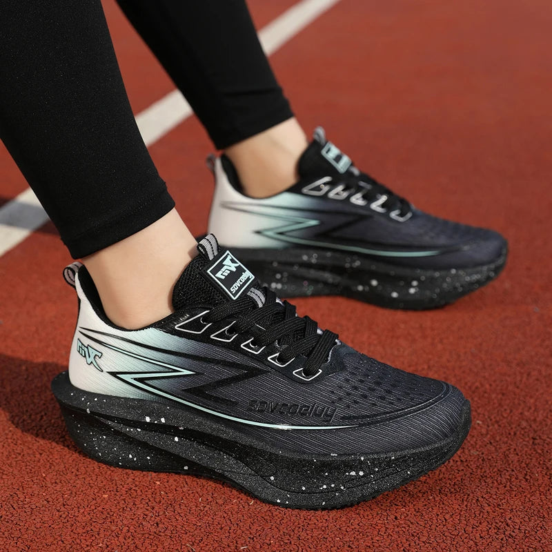 Men's Lightweight Running Sneakers with Lace-Up Closure