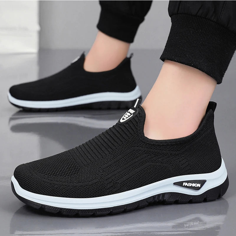Men's Lightweight Slip-On Sneakers Size 44