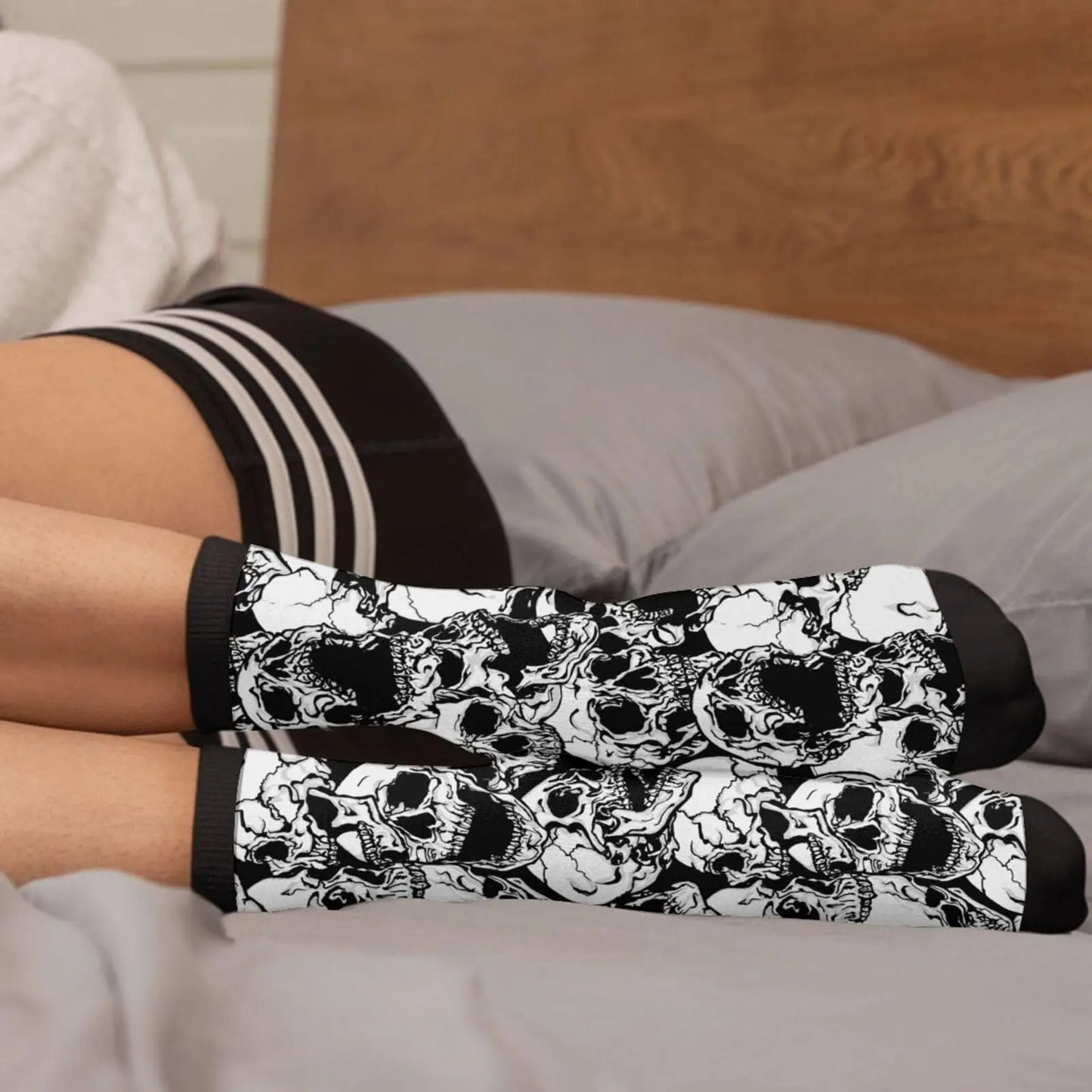 Black And White Skulls Casual Funny Funky Novelty Fashion Socks For Men Women Print