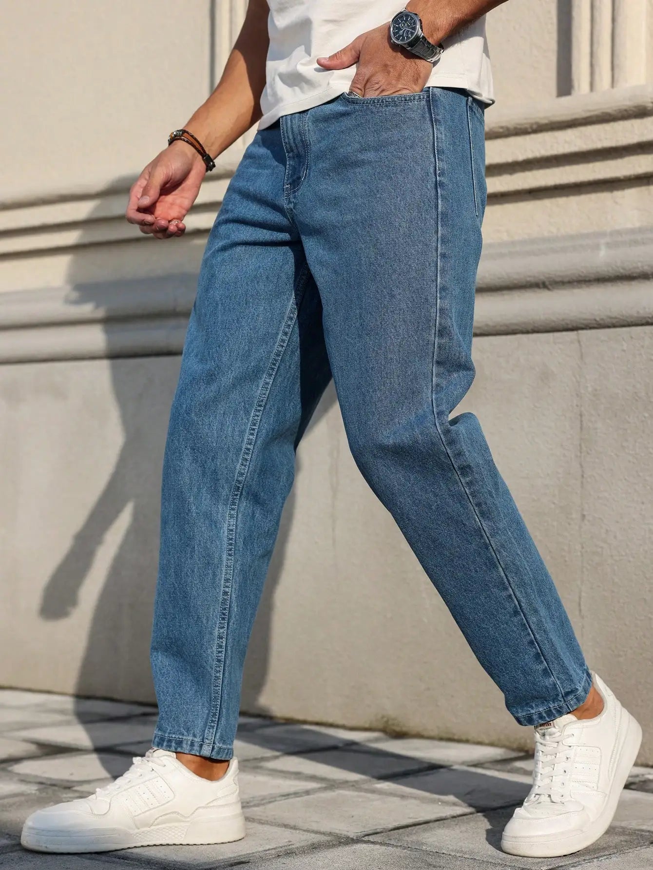 Men's Loose Fit Blue Denim Jeans for Casual Wear
