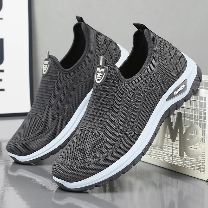 Men's Lightweight Slip-On Sneakers Size 44