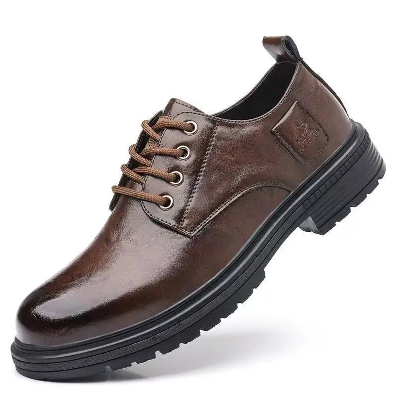 Mens Casual Brogue Shoes in Genuine Leather for Spring Autumn