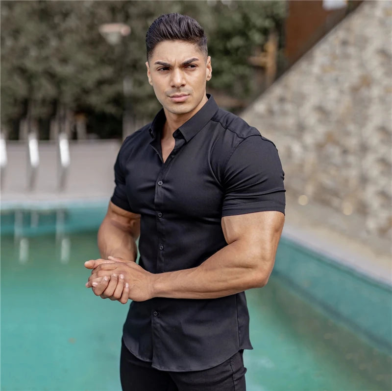 Men's Casual Short Sleeve Slim Fit Shirt in Polyester