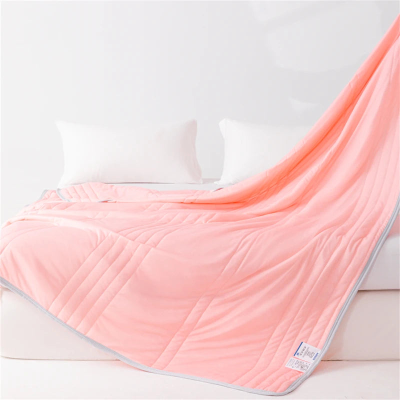 Cooling Sensation Summer Quilt Solid Polyester Blanket