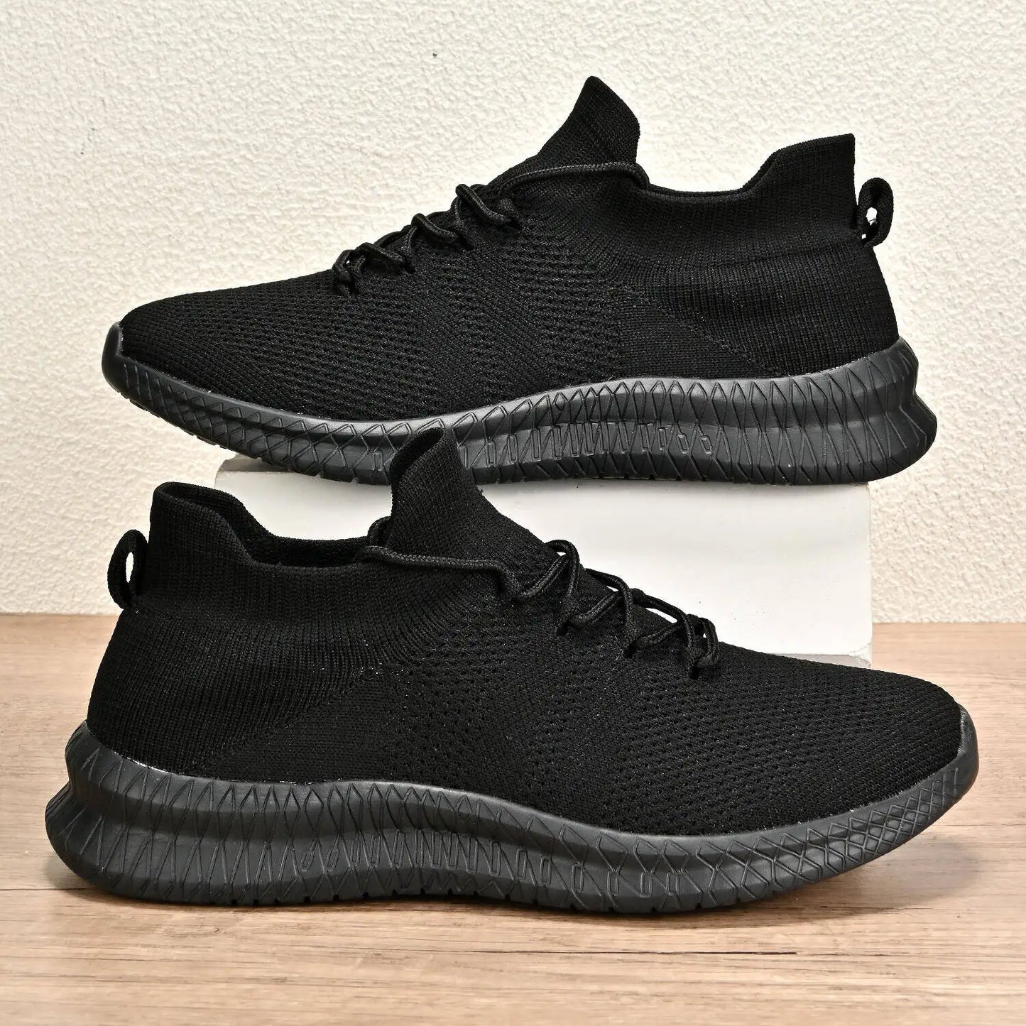 Men's Slip-On Sneakers Breathable Soft Sole Casual Shoes