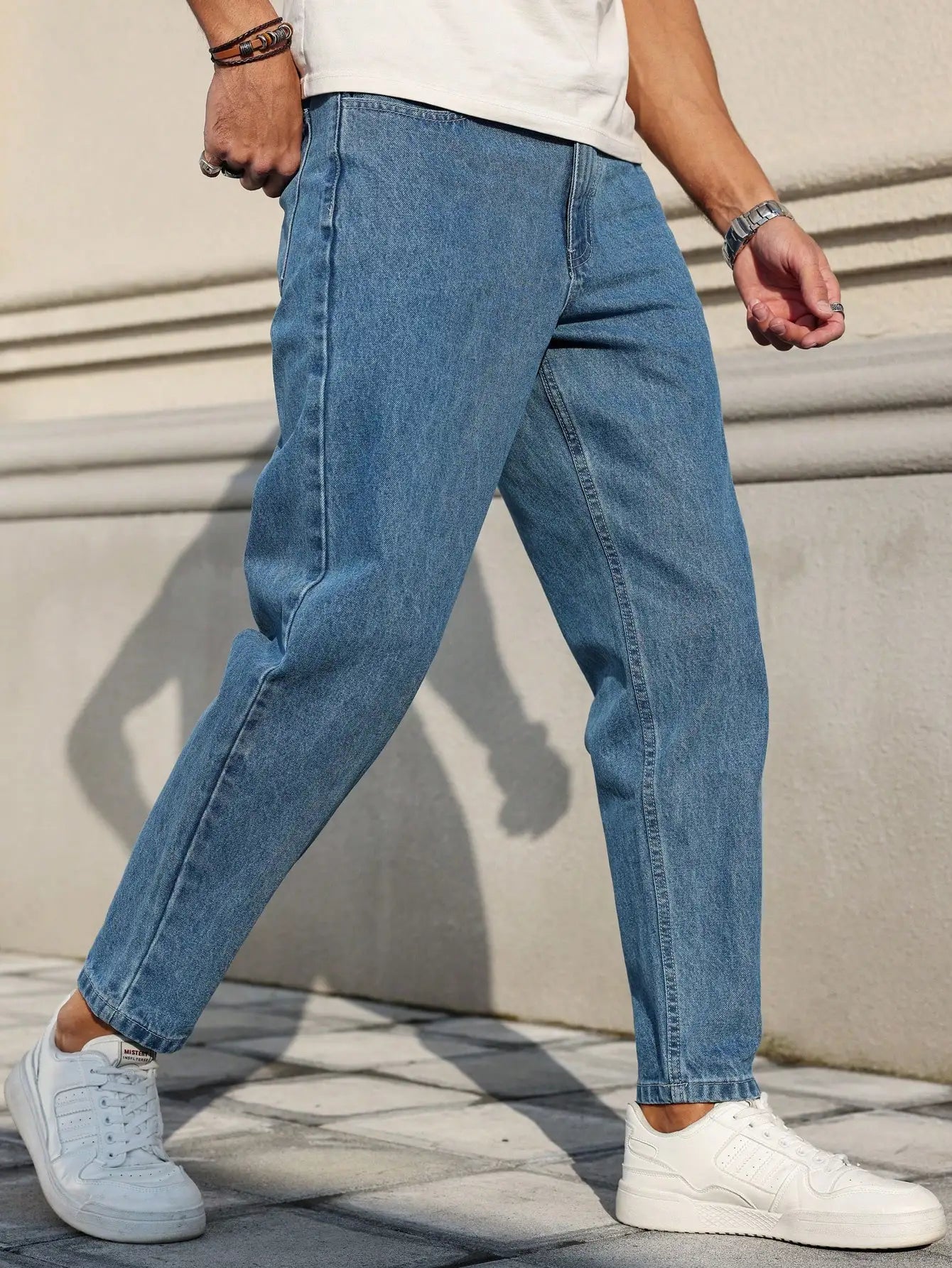 Men's Loose Fit Blue Denim Jeans for Casual Wear