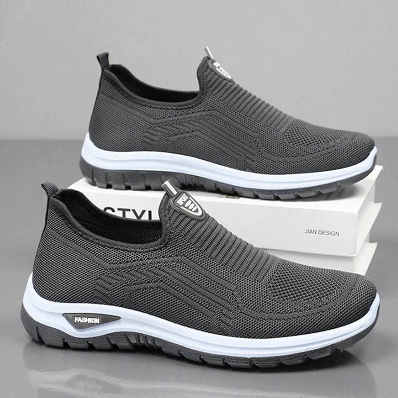 Men's Lightweight Slip-On Sneakers Size 44
