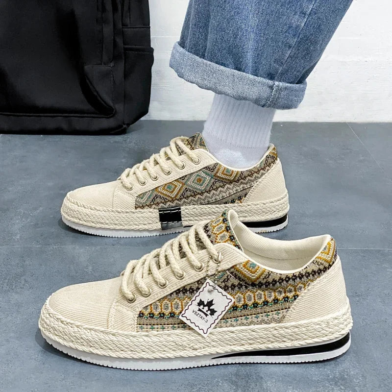 Lightweight Men's Casual Sneakers with Lace-Up Closure