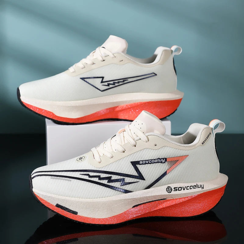 Men's Lightweight Breathable Running Shoes with Carbon Board