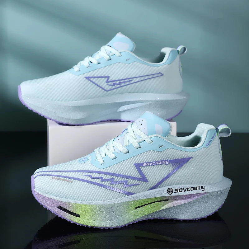 Men's Lightweight Breathable Running Shoes with Carbon Board