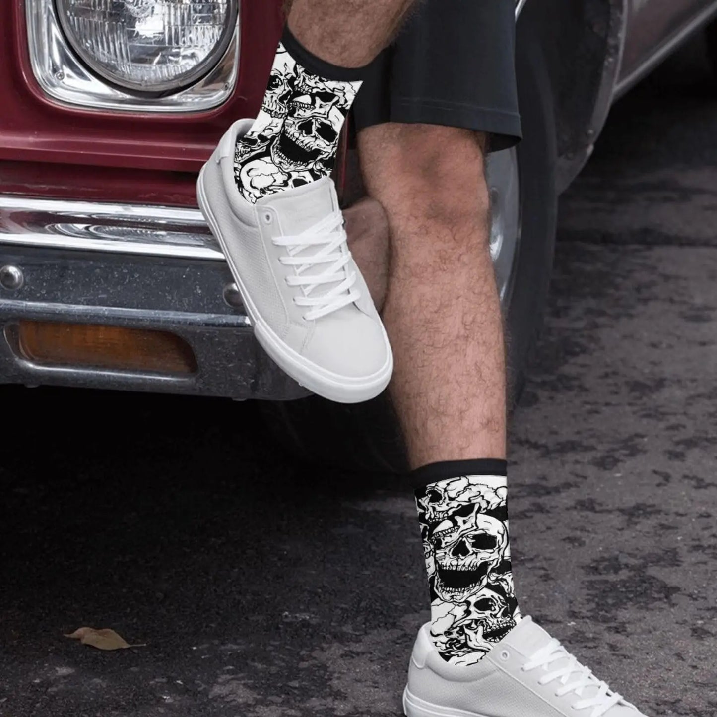 Black And White Skulls Casual Funny Funky Novelty Fashion Socks For Men Women Print